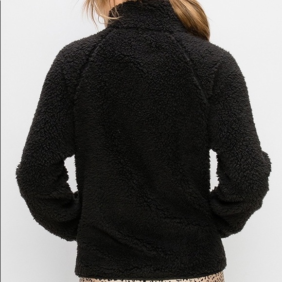 🐻BLACK FULL ZIP PLUSH FLEECE COAT W/POCKETS - Picture 3 of 4